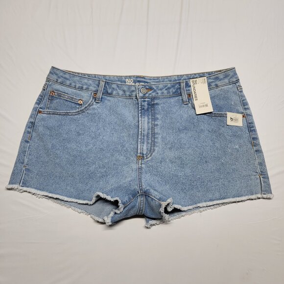 No Boundaries Jean Shorts Womens 18 Plus Mid Rise 3" Inseam Cut Off Hem NWT - Picture 1 of 12